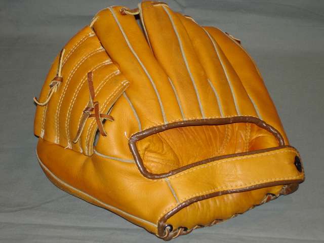 Ed Whitey Ford Denkert Back